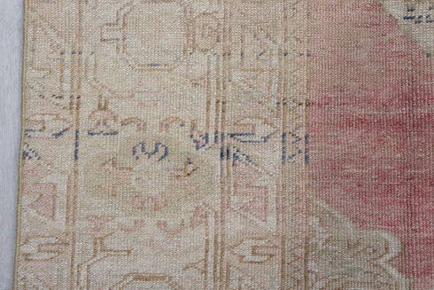 Antique Oushak Area Rug (6' x 9')